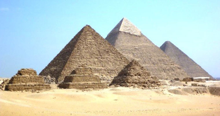 Cairo Egypt 2015: Pyramids